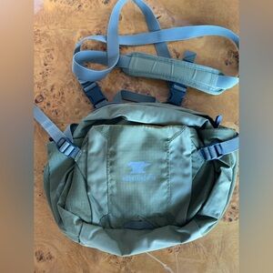 Mountainsmith Green Outdoor Fannypack Backpack